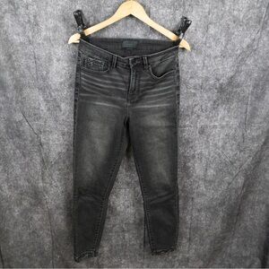 Buckle Women's Charcoal Skinny Jeans